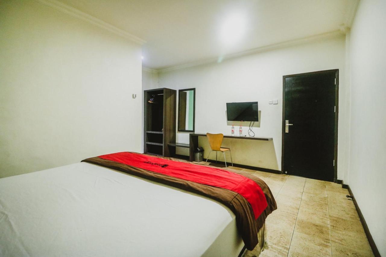 Reddoorz Plus Near Jambi Prima Mall Dış mekan fotoğraf