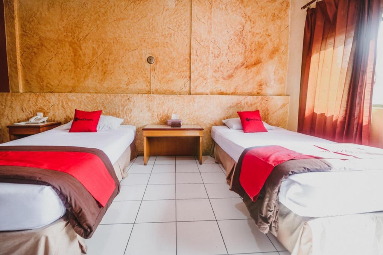 Reddoorz Plus Near Jambi Prima Mall Dış mekan fotoğraf